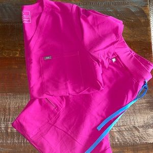 Women’s FIGS Raspberry Sorbet Scrubs